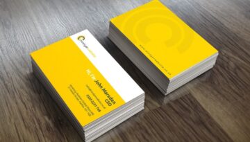 Realistic-Business-Card-Mock-Up